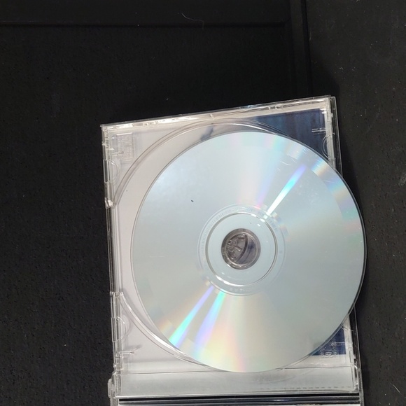 USED VINTAGE NSYNC CD THE WINTER ALBUM 1998 - Picture 4 of 5